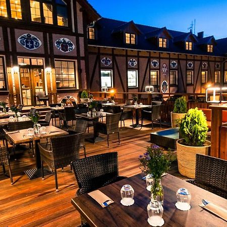 Akademia Kuraszkow Hotel Kuraszkow  Екстериор снимка