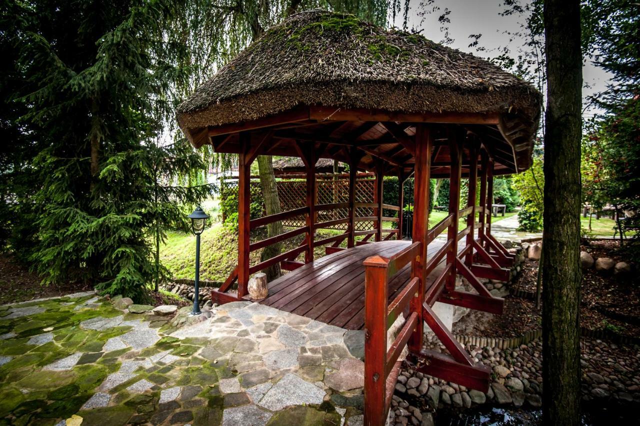 Akademia Kuraszkow Hotel Kuraszkow  Екстериор снимка