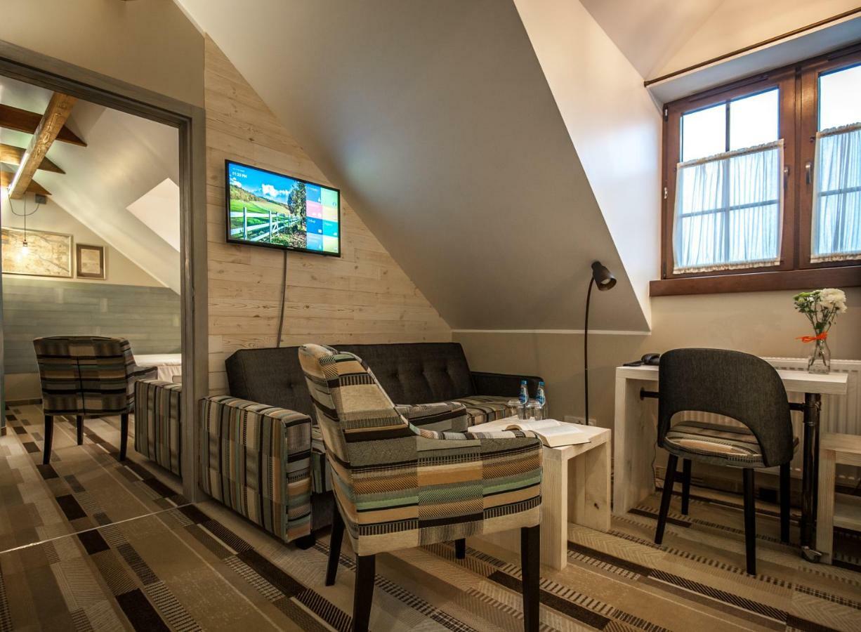 Akademia Kuraszkow Hotel Kuraszkow  Екстериор снимка