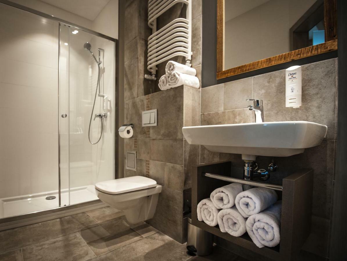 Akademia Kuraszkow Hotel Kuraszkow  Екстериор снимка