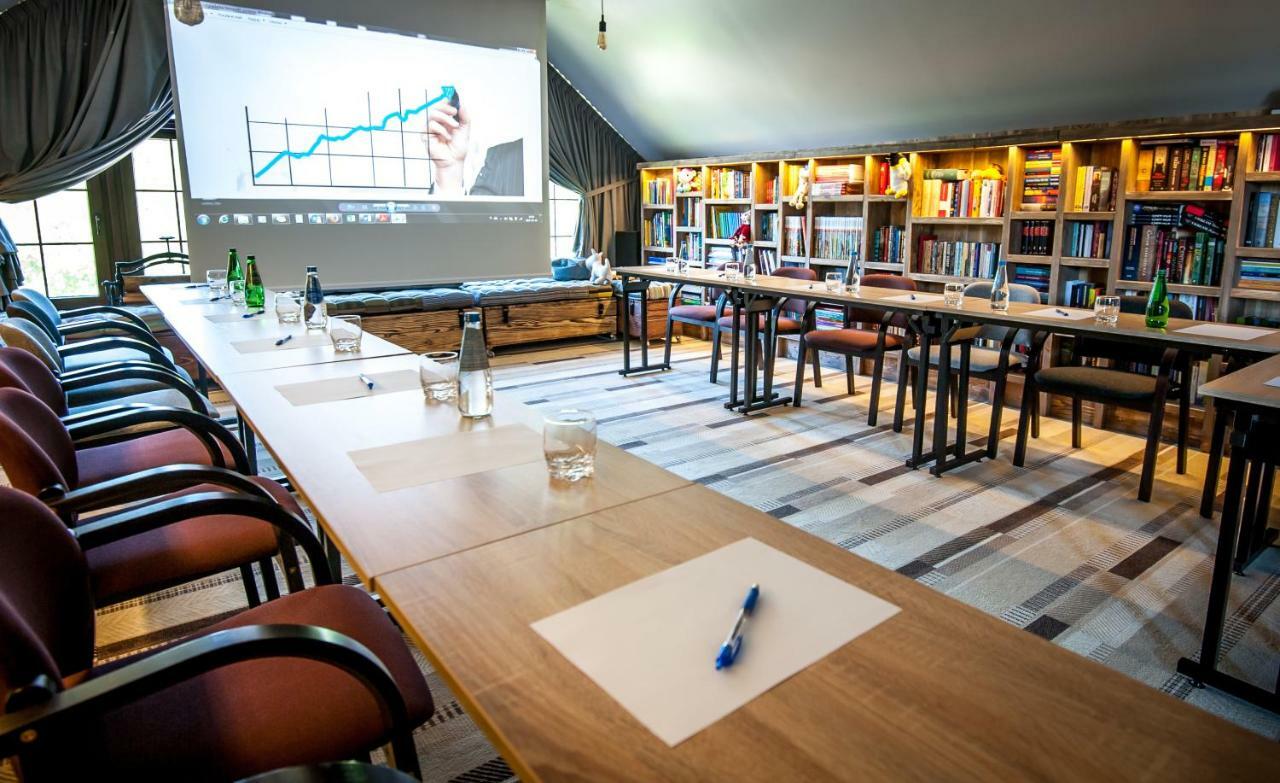 Akademia Kuraszkow Hotel Kuraszkow  Екстериор снимка