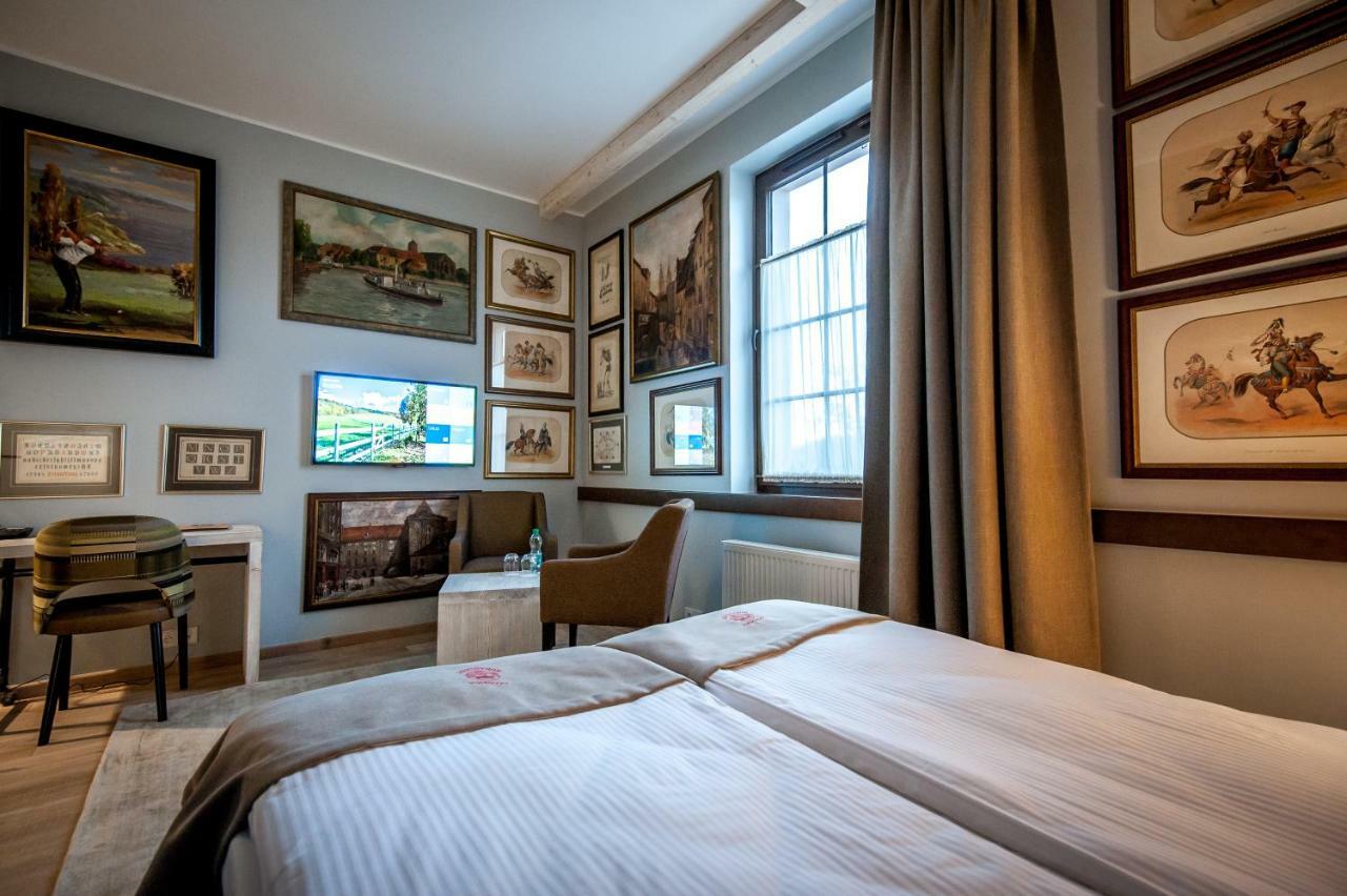Akademia Kuraszkow Hotel Kuraszkow  Екстериор снимка
