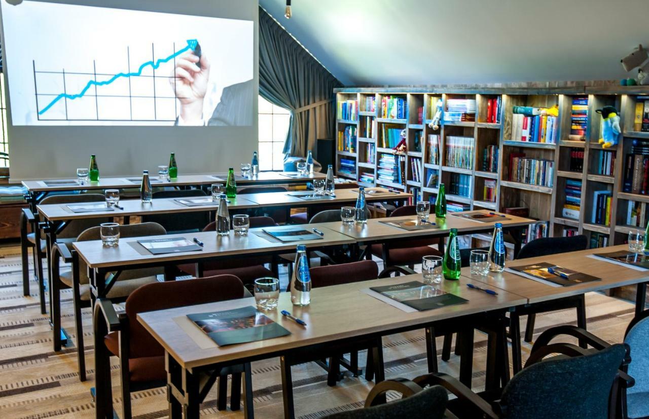 Akademia Kuraszkow Hotel Kuraszkow  Екстериор снимка